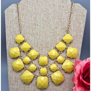 Yellow Statement Bib Necklace Faceted Square Beads Gold Tone Chain 22.5"